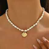 Natural Seashell Beaded Necklace Shell Pendant Ocean Jewelry Choker Suitable For Women - Gemstone Gold