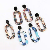 Set of trendy luxury silver drop earrings for women with geometric acrylic design, perfect for weddings and special occasions