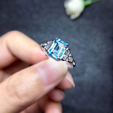 Natural blue aquamarine oval cut ring in sterling silver with prong setting for women wedding jewelry
